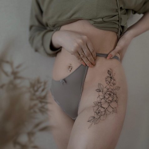 Татуировка в стиле тату графика 