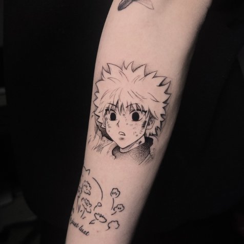 Татуировка в стиле тату минимализм аниме