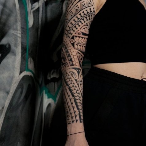 Татуировка в стиле полинезия тату рукав в полинезии