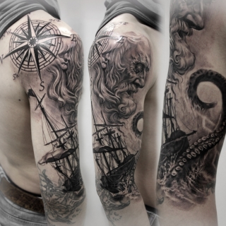 Татуировка в стиле блек энд грей корабль