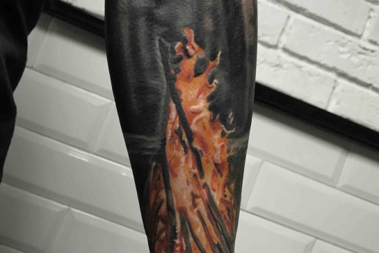 Татуировка пламя и огонь