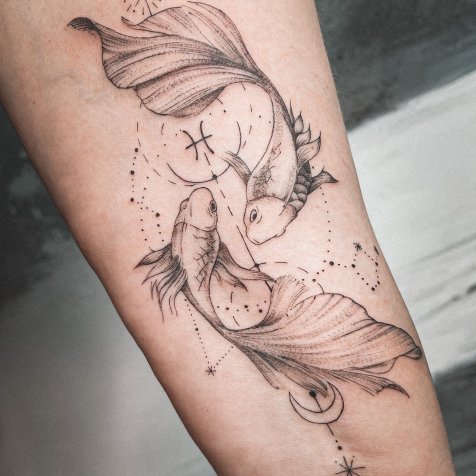 Татуировка в стиле тату графика рыбки 