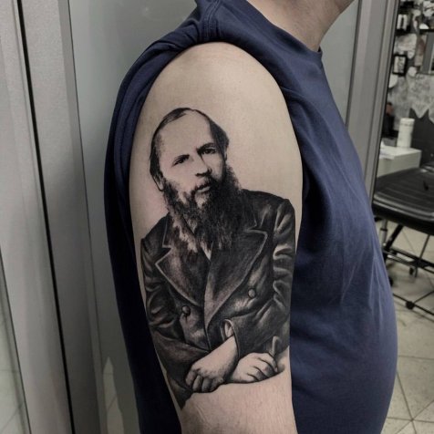 Татуировка в стиле блэкворк тату ф.м. достоевский