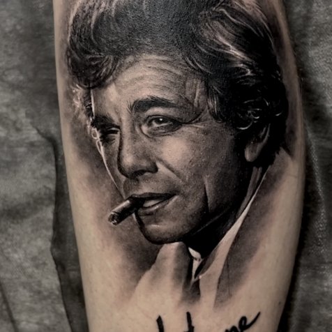 Татуировка в стиле тату реализм 