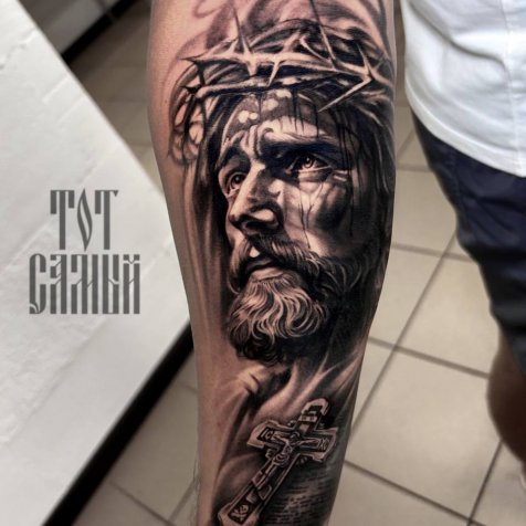 Татуировка в стиле тату реализм 